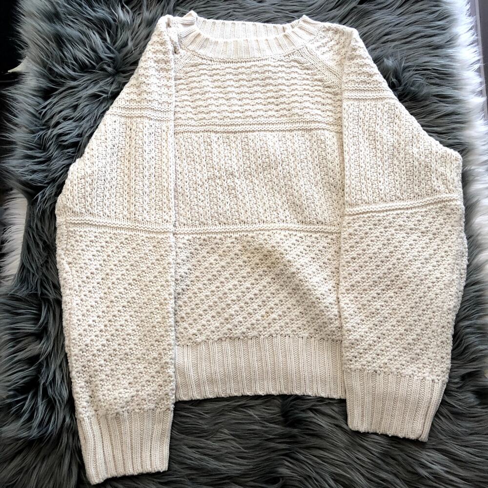 NWOT new Time and Tru Cream Cable Knit Sweater, Size Large 12-14